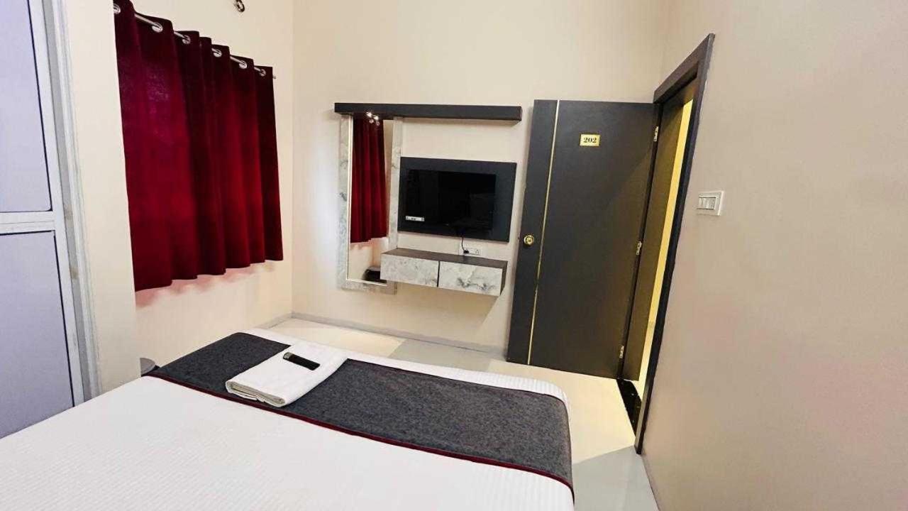 Oyo Hotel Elite Chandrapur Dış mekan fotoğraf